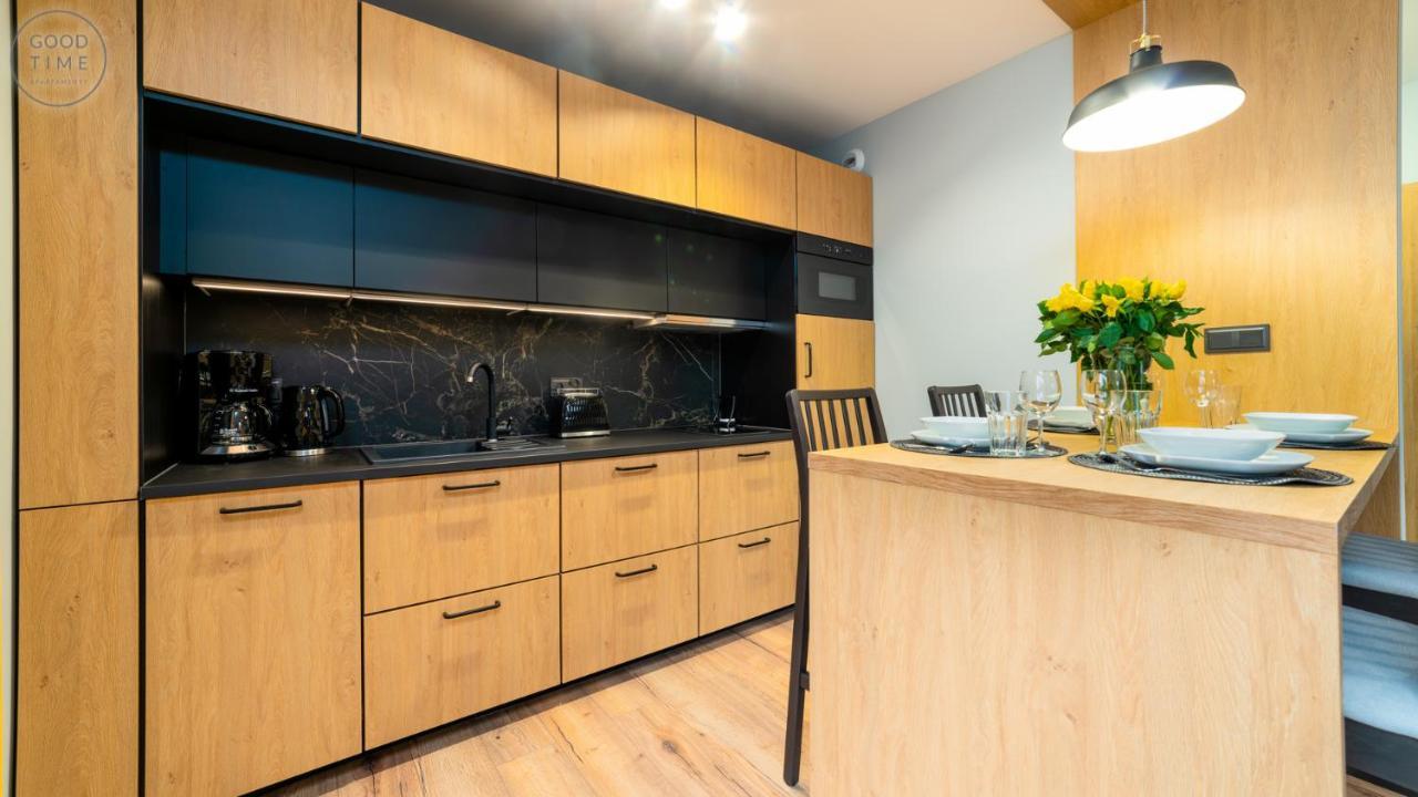 Good Time - Stone Hill Apartment